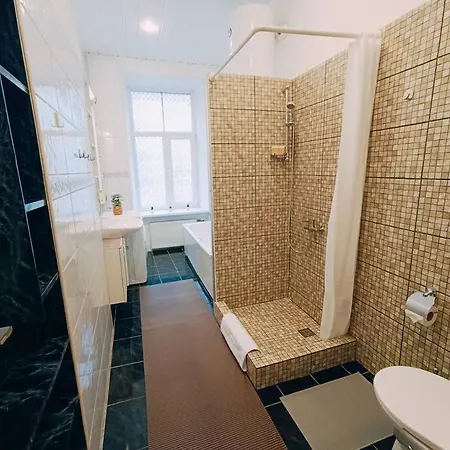 Unique Spacious Classic 3 Bedroom Midtown ! Billiard ! Apartment
